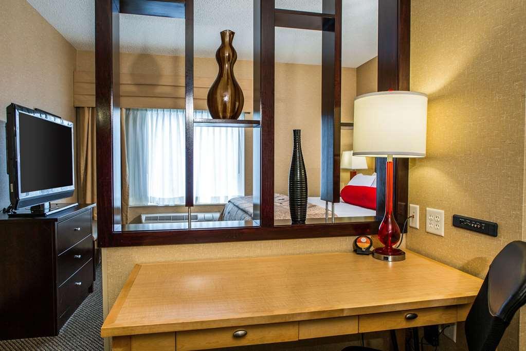 Cambria Hotel Raleigh-Durham Airport Morrisville Room photo